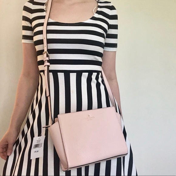 kate spade Handbags - ❤️1 DAY SALE❤️Kate Spade ♠️ NWT Pink Crossbody Bag